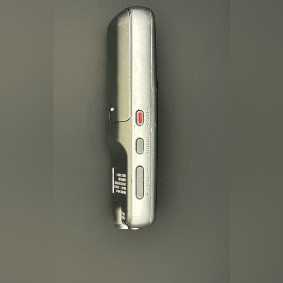 SONY ICD-BX140 DIGITAL VOICE RECORDER TESTED WORKS COMPACT ELECTRONICS - Picture 2 of 5